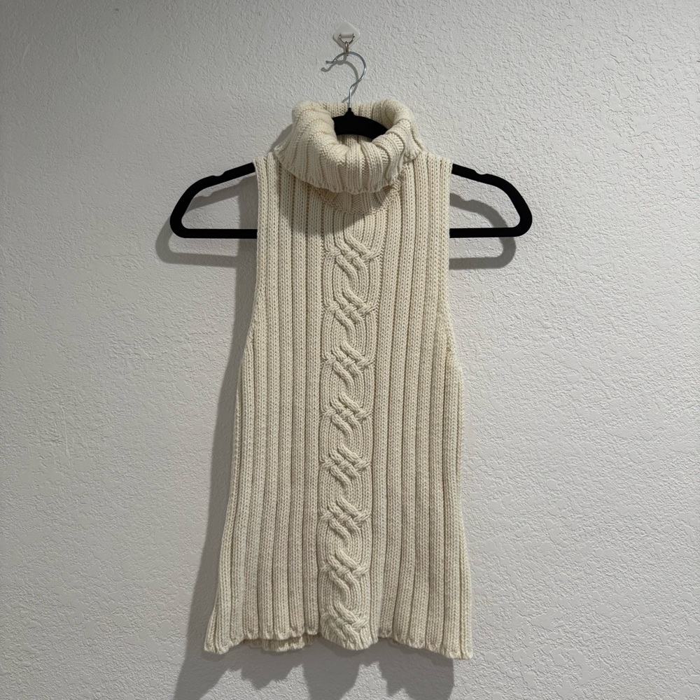 Vintage Cream Sleeveless Knitted Turtleneck Sweater